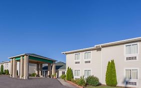 American Inn & Suites